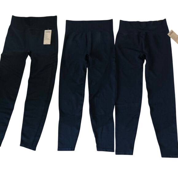 NWT 3 pairs of VS PINK SEAMLESS LEGGINGS ALL NEW WITH TAGS size medium - Picture 5 of 12